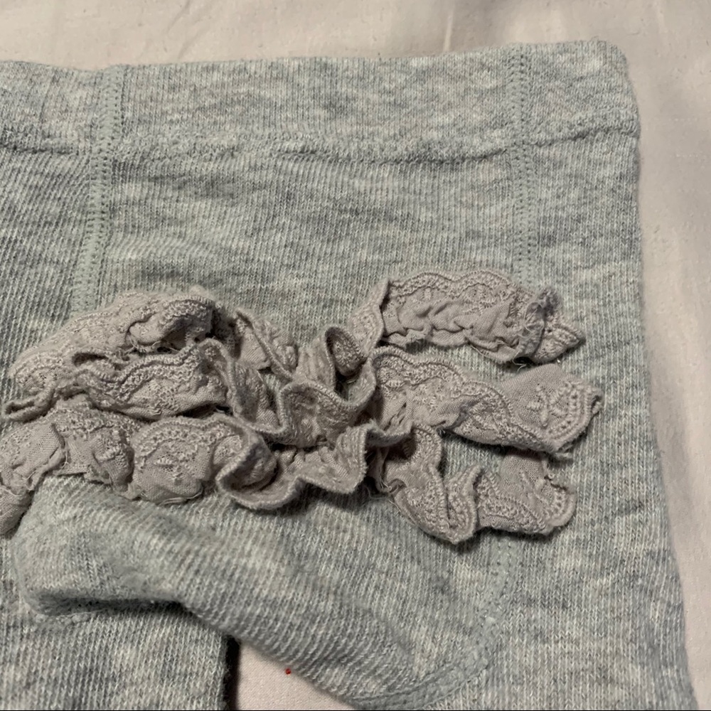 Gap Grey Ruffle Bottom Tights - Picture 2 of 3